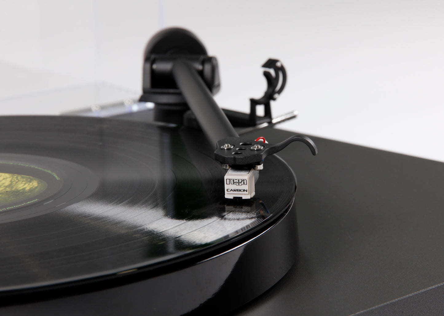 REGA Planar 1 Plus (P1 Plus) Turntable