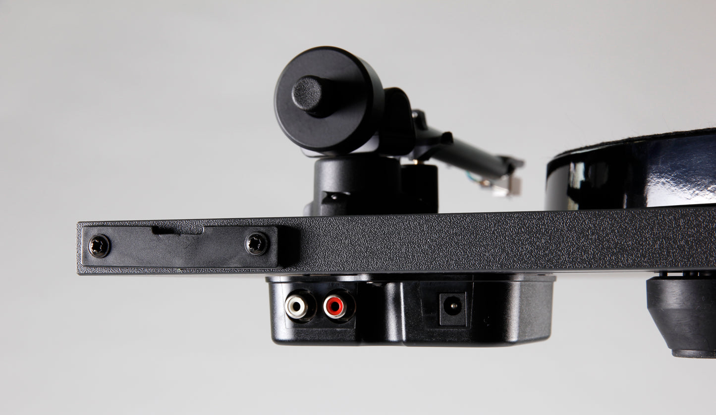 REGA Planar 1 Plus (P1 Plus) Turntable