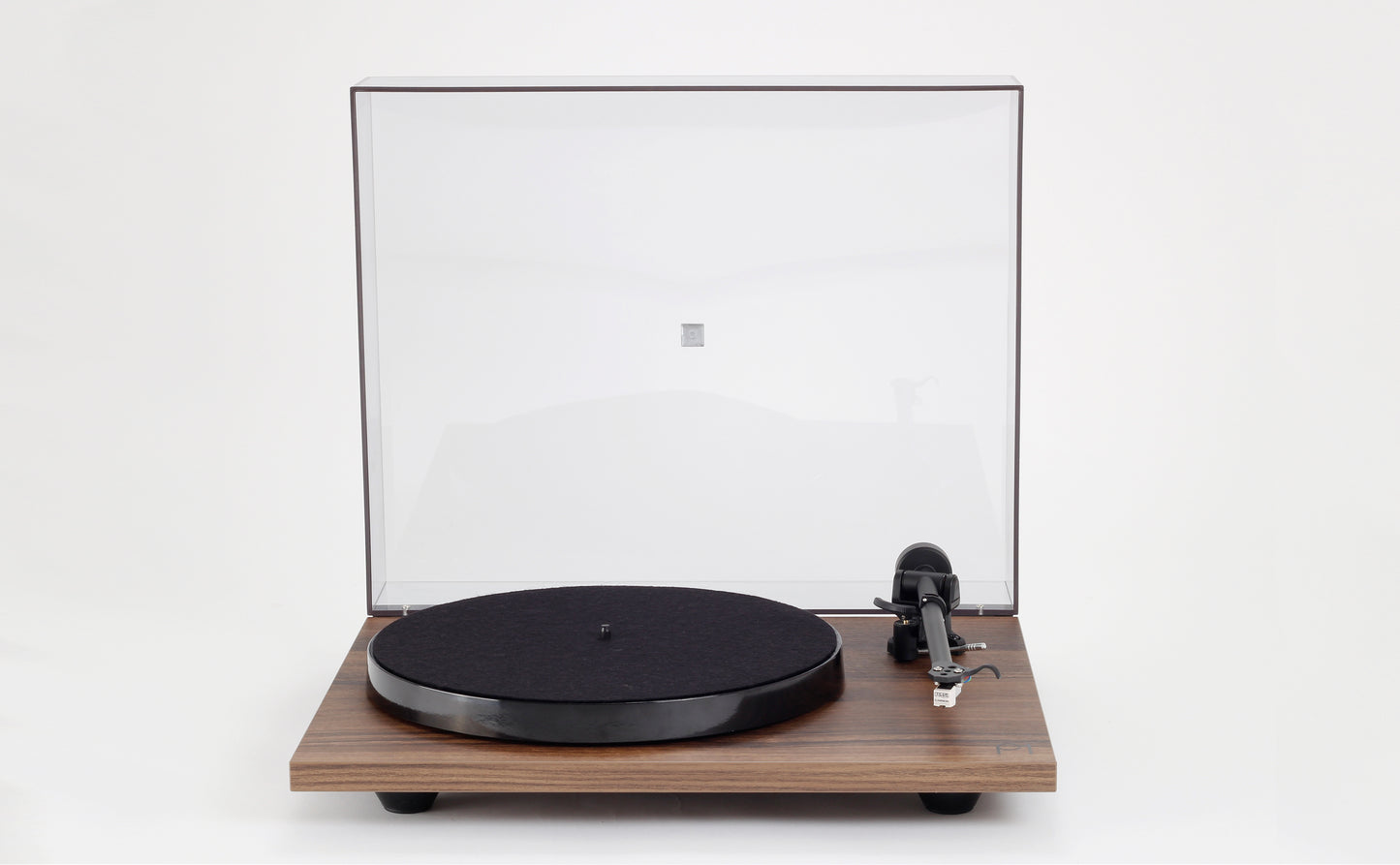 REGA Planar 1 (P1) Turntable