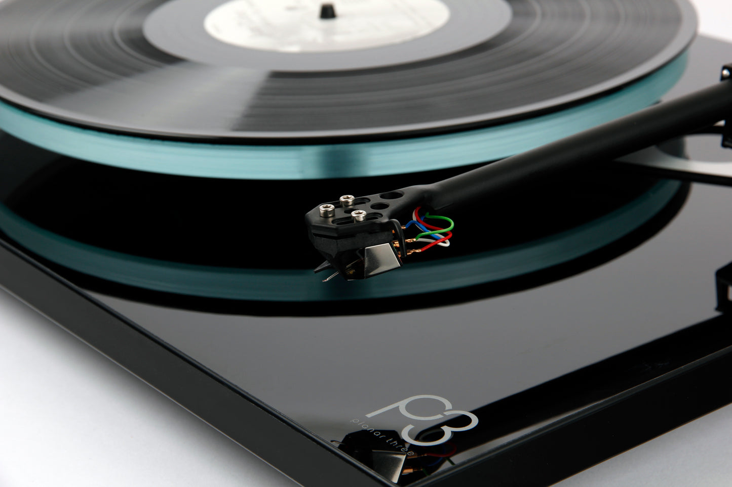 REGA Planar 3 (P3) Turntable
