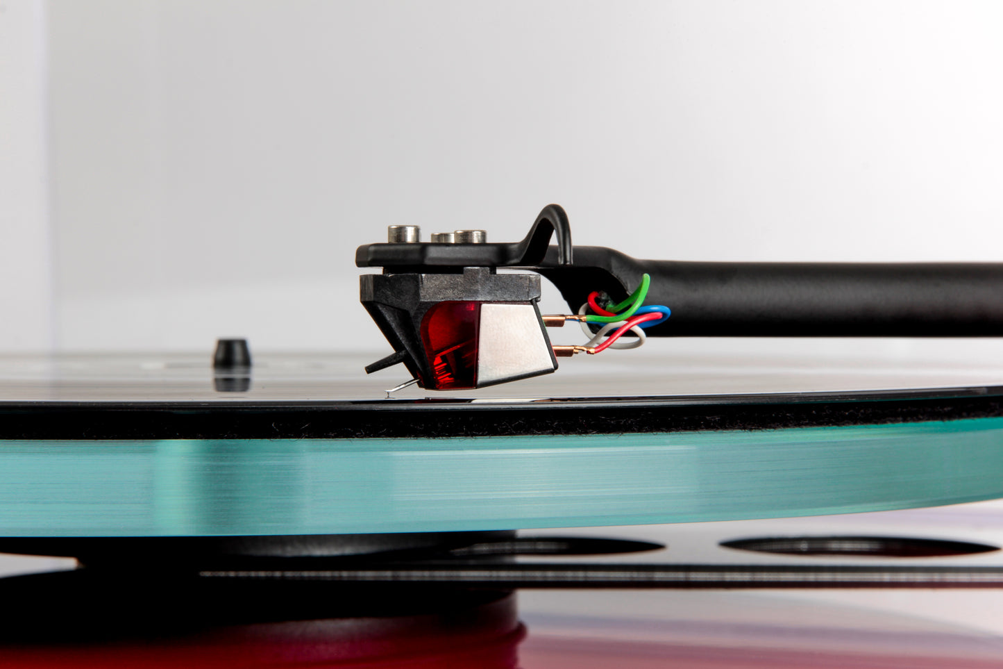 REGA Planar 3 (P3) Turntable