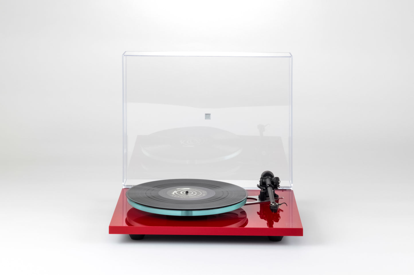 REGA Planar 3 (P3) Turntable