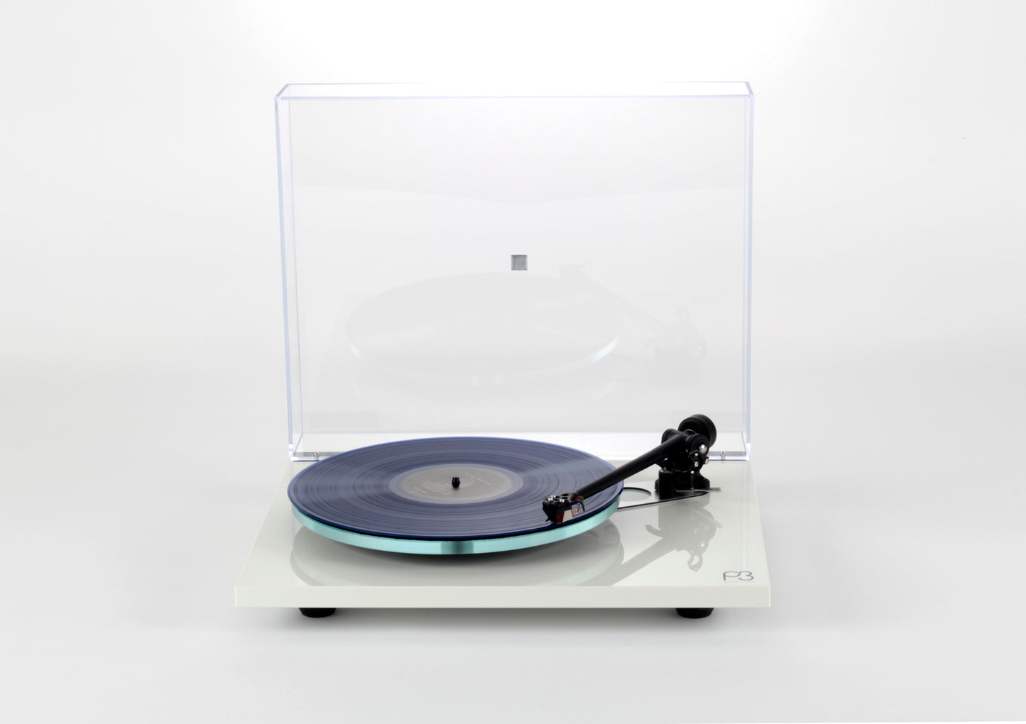 REGA Planar 3 (P3) Turntable