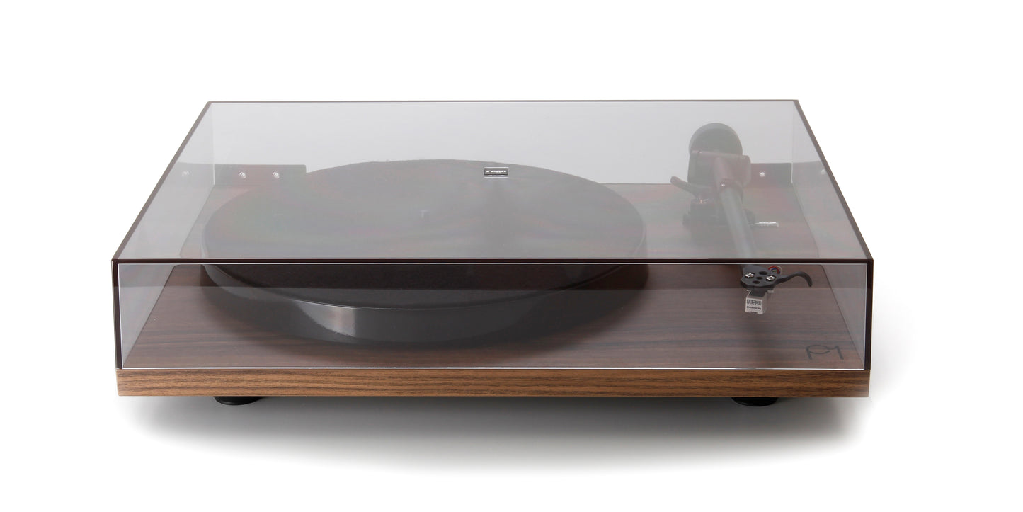 REGA Planar 1 (P1) Turntable